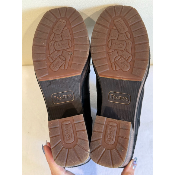 Women's Korks Black vegan Leather platform square toe Ankle Boots Size 9.5M - Picture 11 of 11